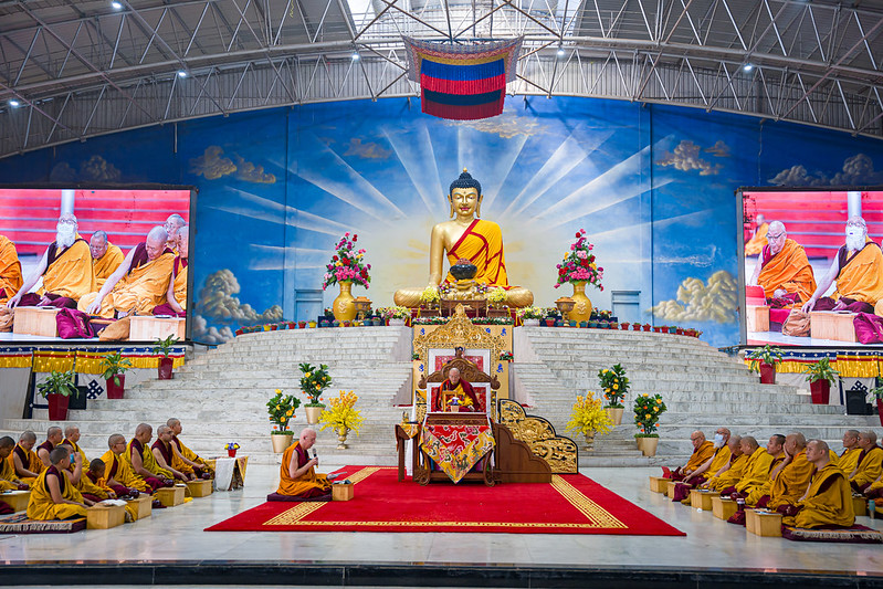 Kyabgön Drung Goshir Gyaltsab Rinpoche: Pointing Out the Three Kayas : Session One